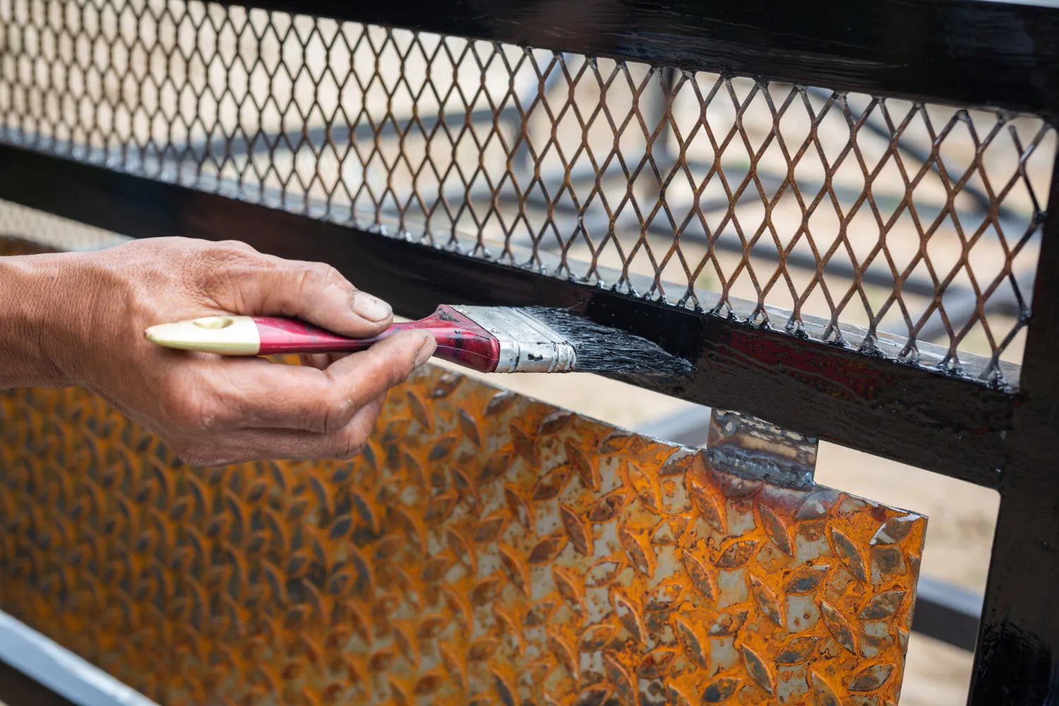 11.3 Pintura para madera y metal