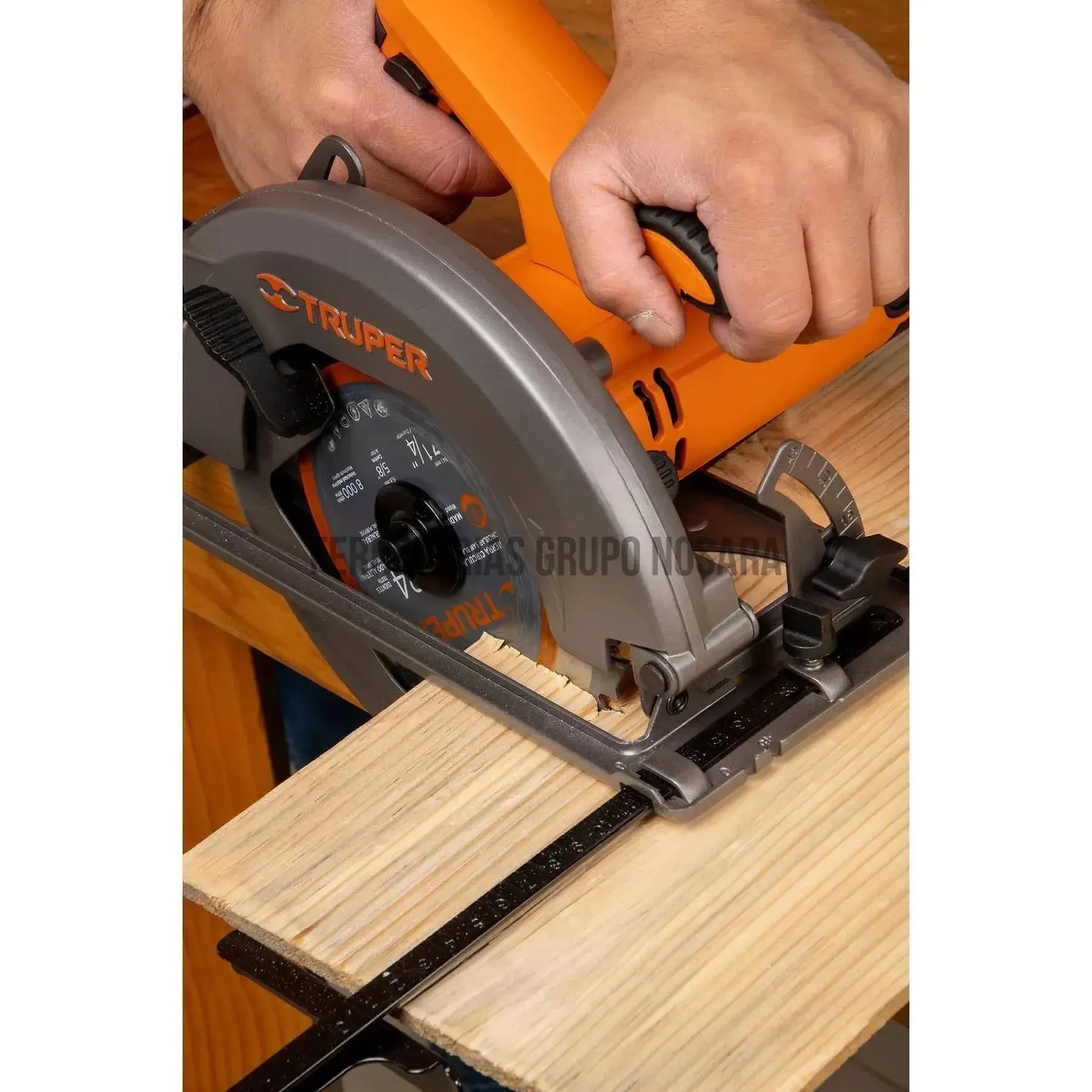 Sierra circular 7-1/4" 1500 W, profesional, Truper / 11004-