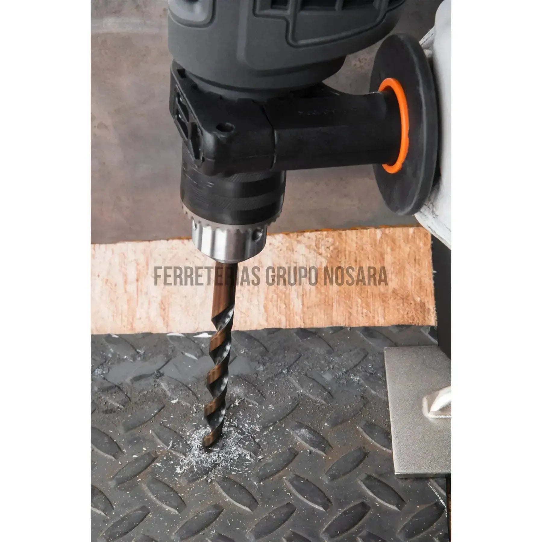 Rotomartillo 1/2" 700 W, 6 brocas y lentes de seguridad / 100292-